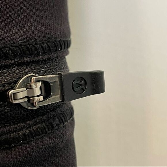 Lululemon Run: Top Speed Crop - Picture 4 of 9